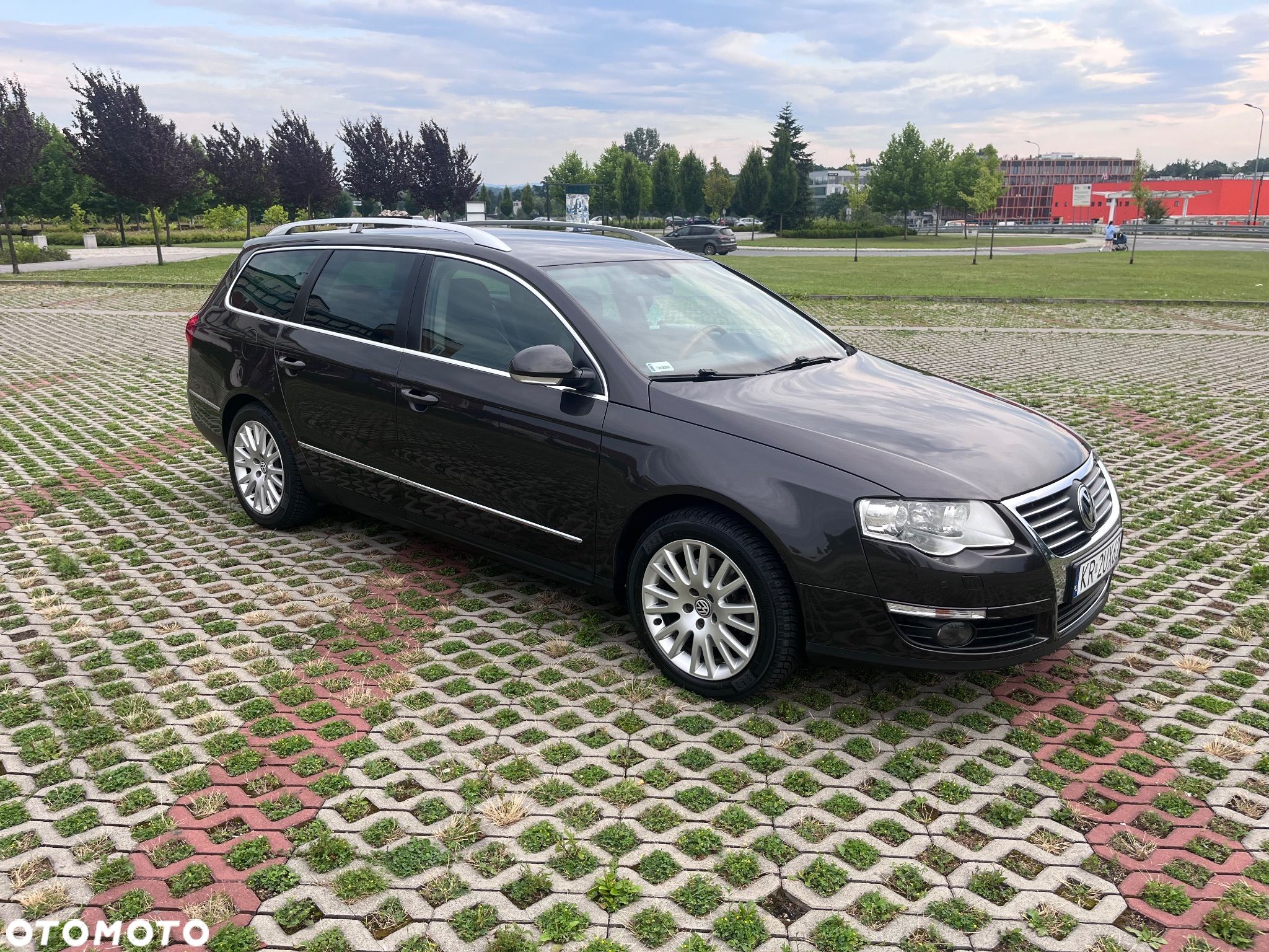 Volkswagen Passat 1.6 FSI Highline Tiptr - 1