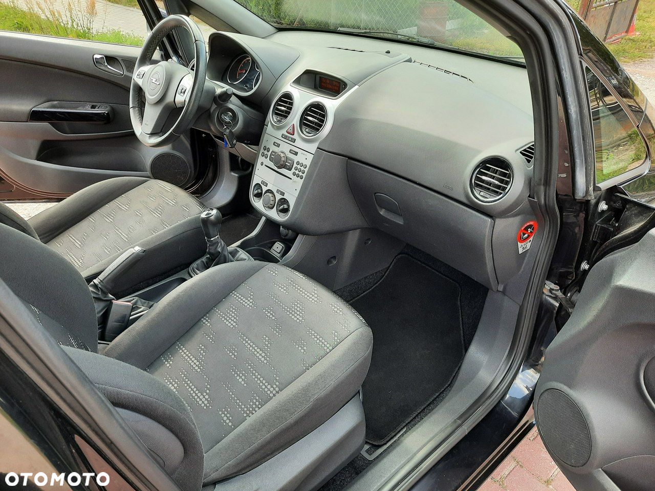 Opel Corsa - 14