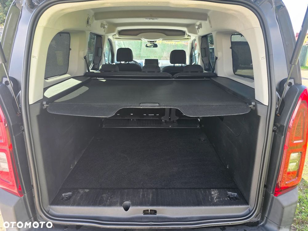 Citroën Berlingo XL PureTech 130 EAT8 FEEL - 10