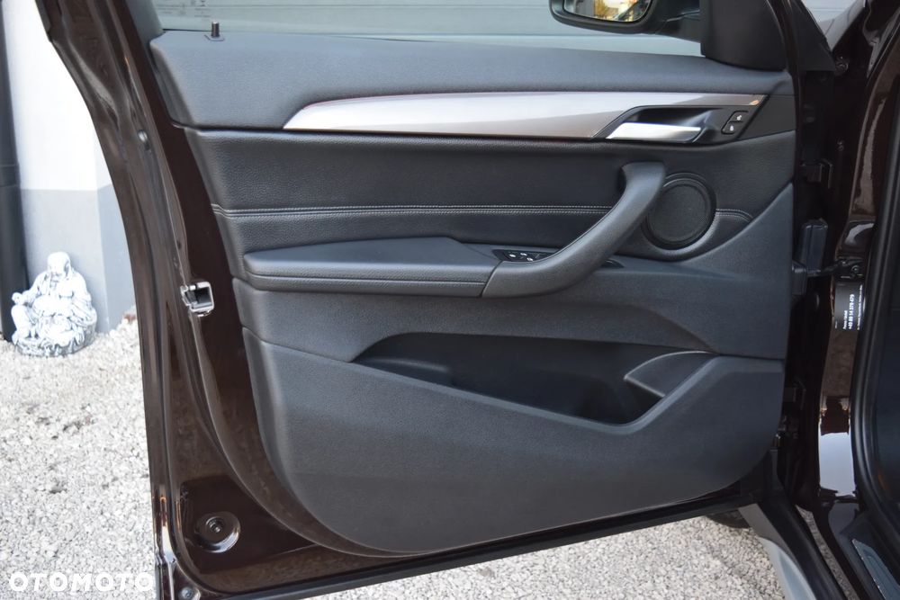 BMW X1 xDrive20d xLine - 19