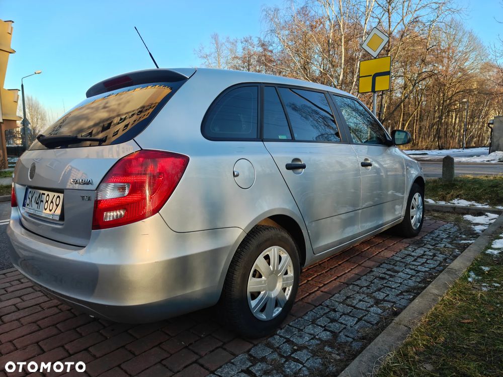Skoda Fabia 1.6 TDI DPF Active - 4