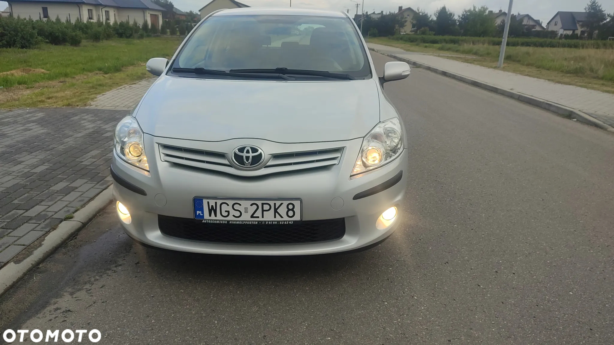 Toyota Auris 1.6 Luna - 2