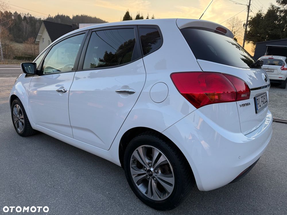 Kia Venga 1.4 CVVT Business Line - 4