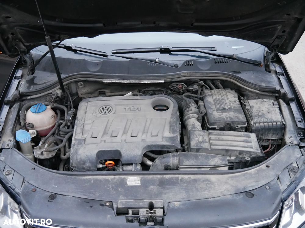 Volkswagen Passat - 23