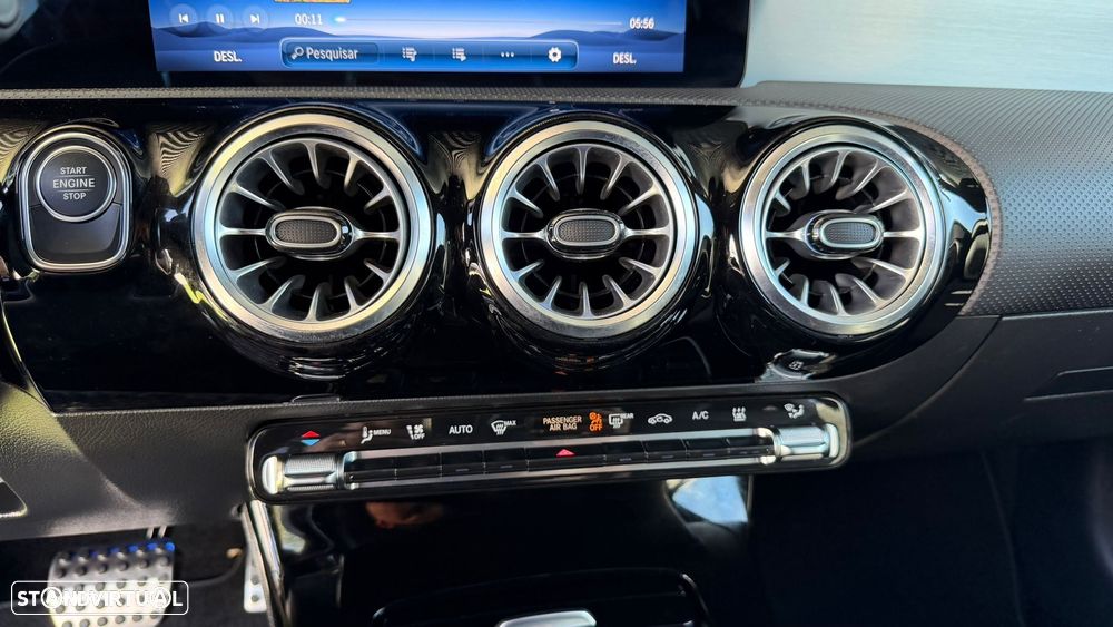 Mercedes-Benz A 250 e AMG Line - 43