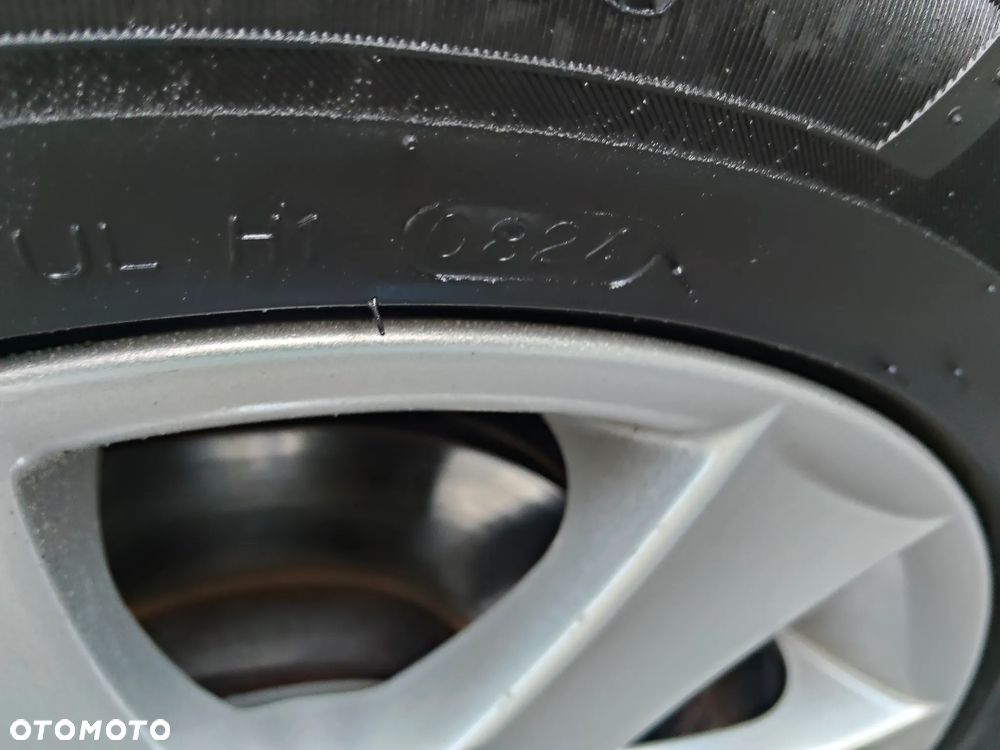 Ford C-MAX 1.8 Titanium - 18