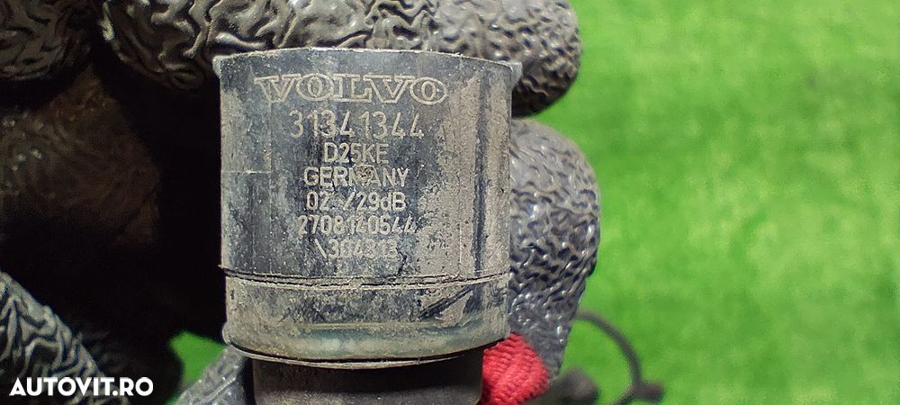 INSTALATIE + SENZORI PARCARE BARA SPATE VOLVO V40 HATCHBACK (5 UȘI) / COD OEM 31341344 / 31350909 / 31341343 2012-2019 - 4