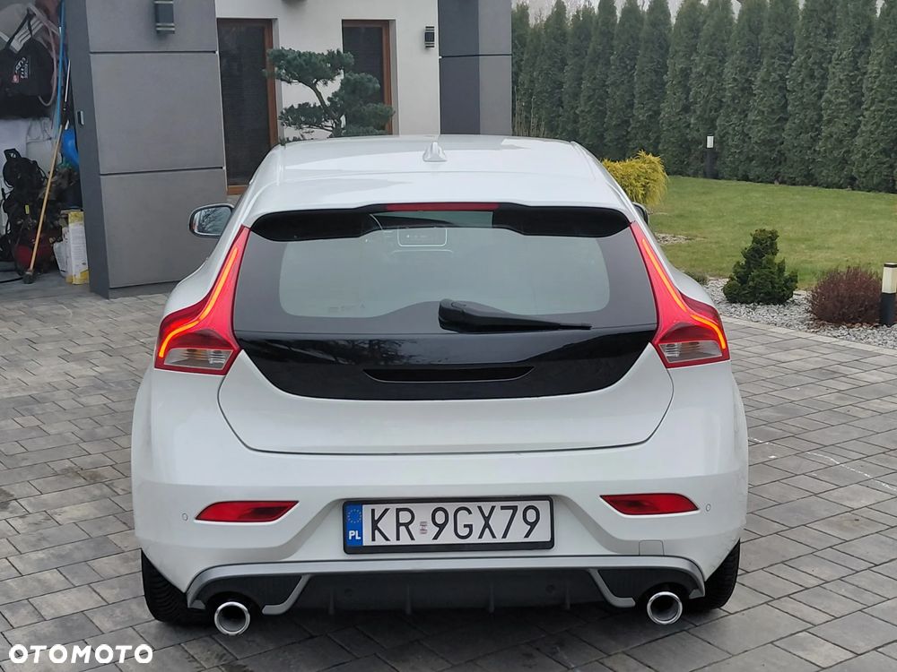Volvo V40 D4 RDesign - 37