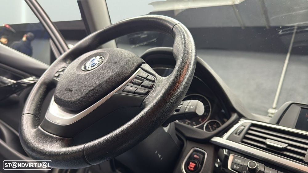BMW 320 d Advantage Auto - 17