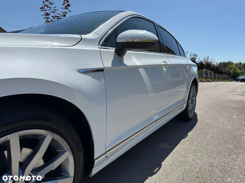 Volkswagen Passat 2.0 TDI BMT 4Mot Highline DSG - 11