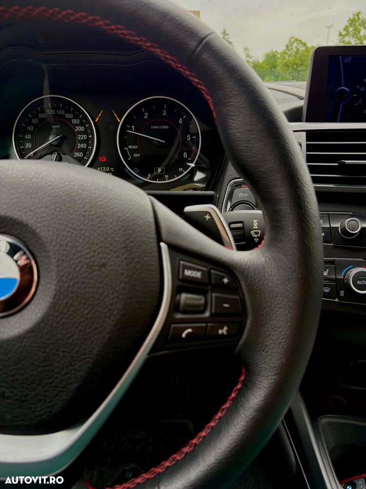 BMW Seria 1 120d Sport-Aut. Sport Line - 31