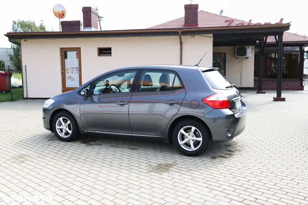 Toyota Auris 1.33 VVT-i Life - 4