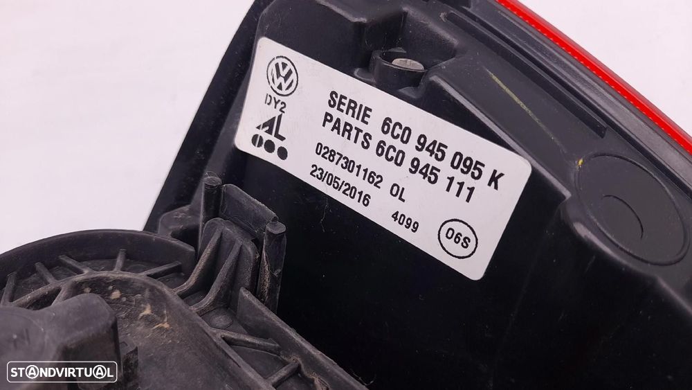 Farolim esquerdo VOLKSWAGEN Polo (6R, 6C) - 4