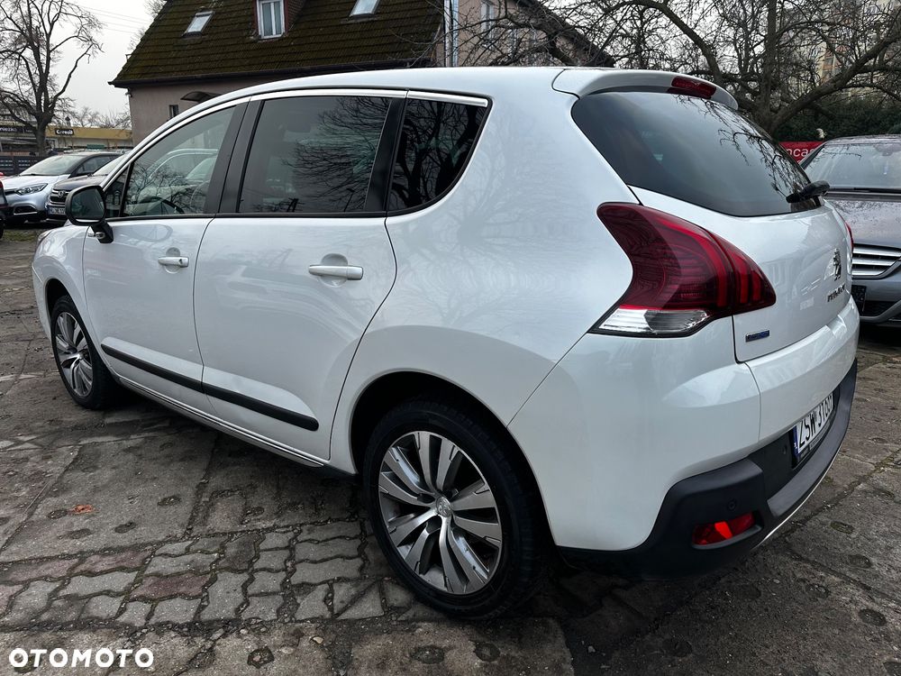 Peugeot 3008 1.6 BlueHDi Style S&S - 10