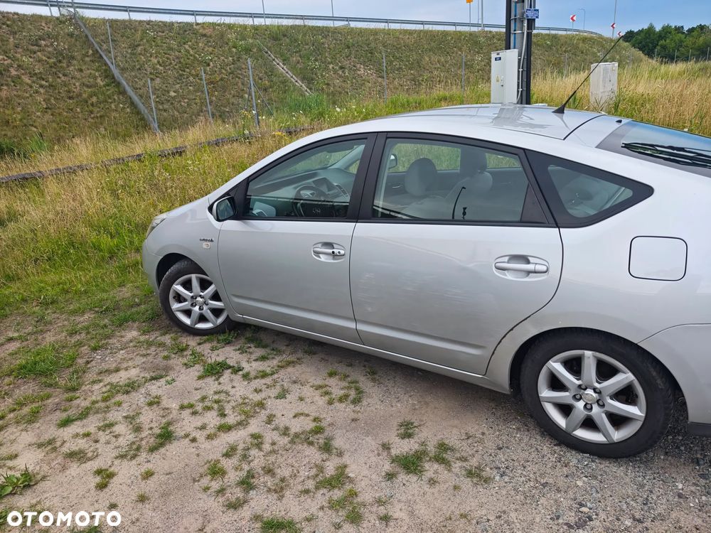 Toyota Prius 1.5 VVT-i Sol (nav) - 16