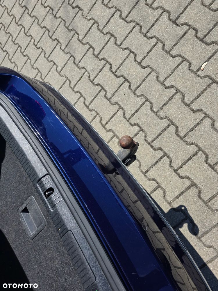 Volkswagen Golf Variant 2.0 TDI SCR DSG IQ.DRIVE - 17