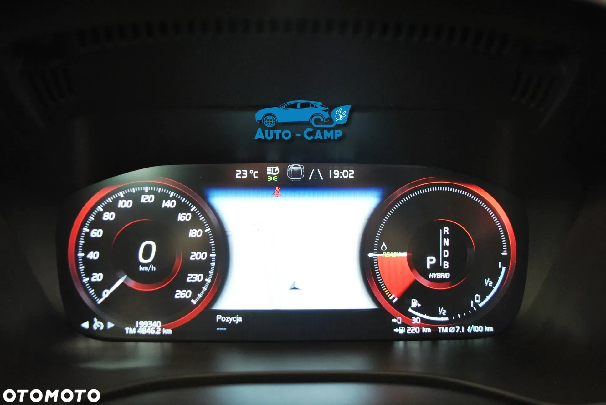 Volvo XC 60 T8 AWD Plug-In Hybrid Momentum Pro - 18