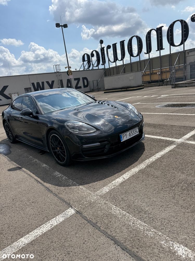 Porsche Panamera 4 - 15