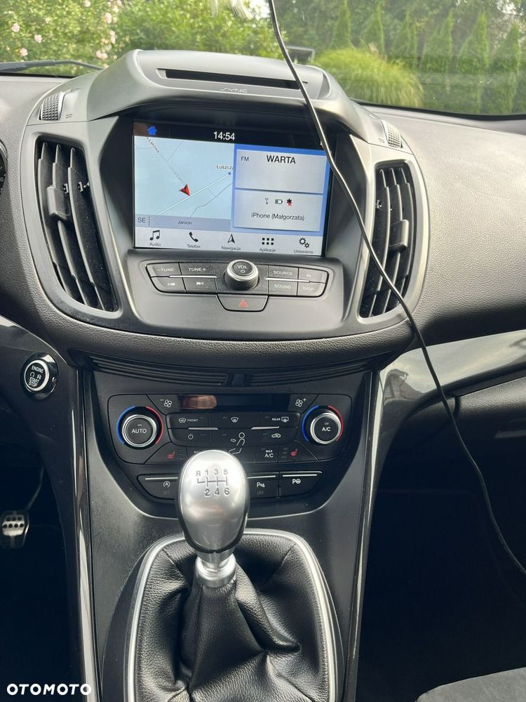 Ford Kuga 1.5 EcoBoost 2x4 ST-Line - 15