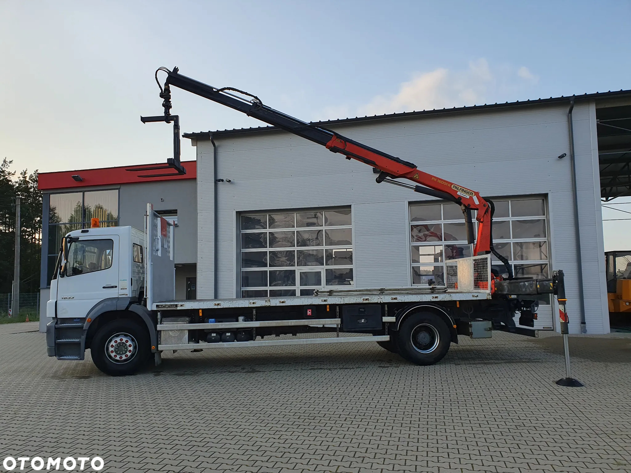 Mercedes-Benz axor - 12