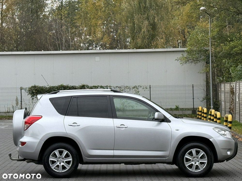 Toyota RAV4 2.2 D-4D 4x4 Executive - 21