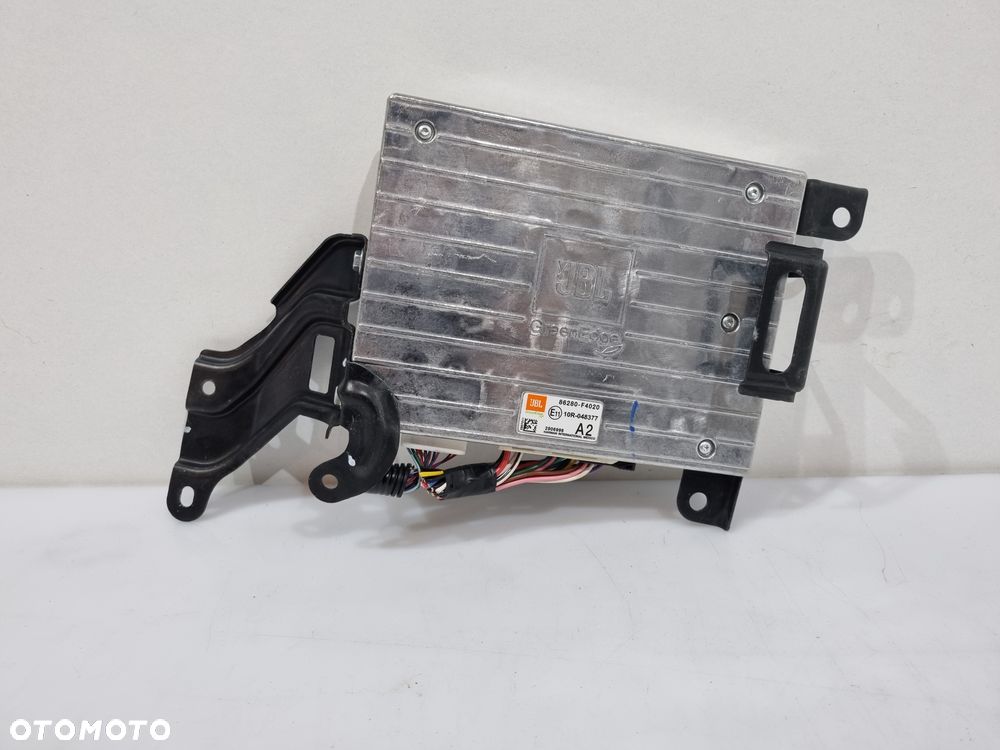 TOYOTA CHR C-HR WZMACNIACZ JBL 86280-F4020 - 2