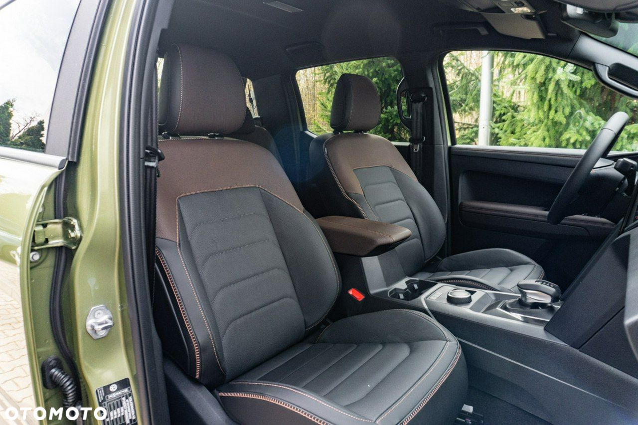 Volkswagen Amarok - 21