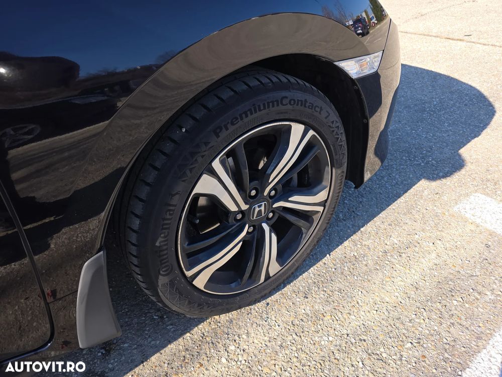 Honda Civic 1.5 i-VTEC Turbo Elegance - 11