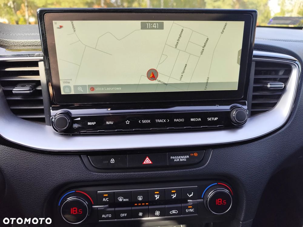 Kia Ceed 1.6 CRDi mHEV L Business Line - 21