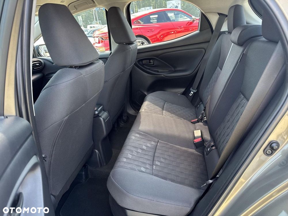 Toyota Yaris - 11