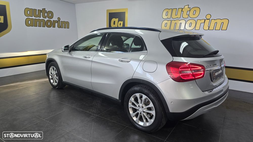 Mercedes-Benz GLA 200 CDi Urban Aut. - 11