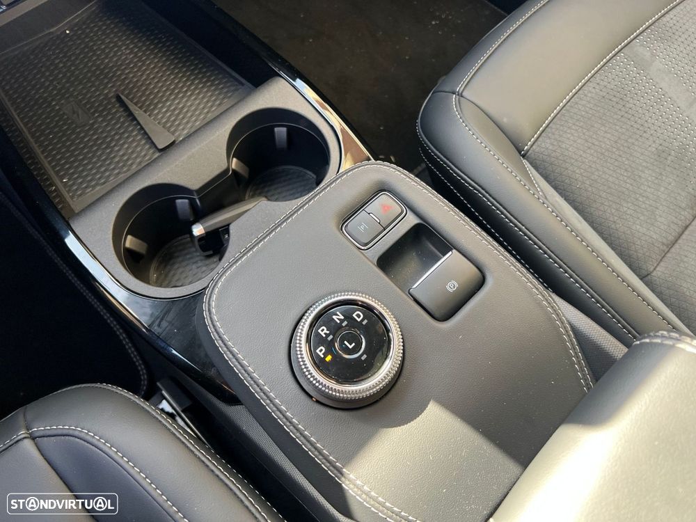 Ford Mustang Mach-E GT AWD - 39