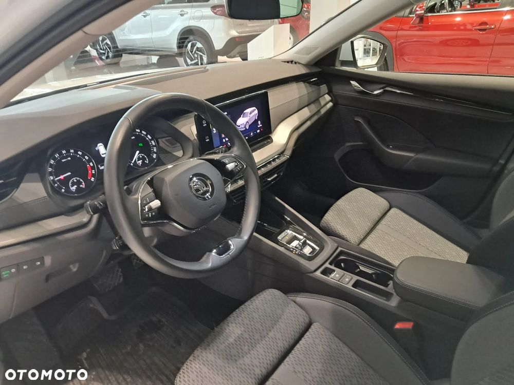 Skoda Octavia 2.0 TDI Style DSG - 9