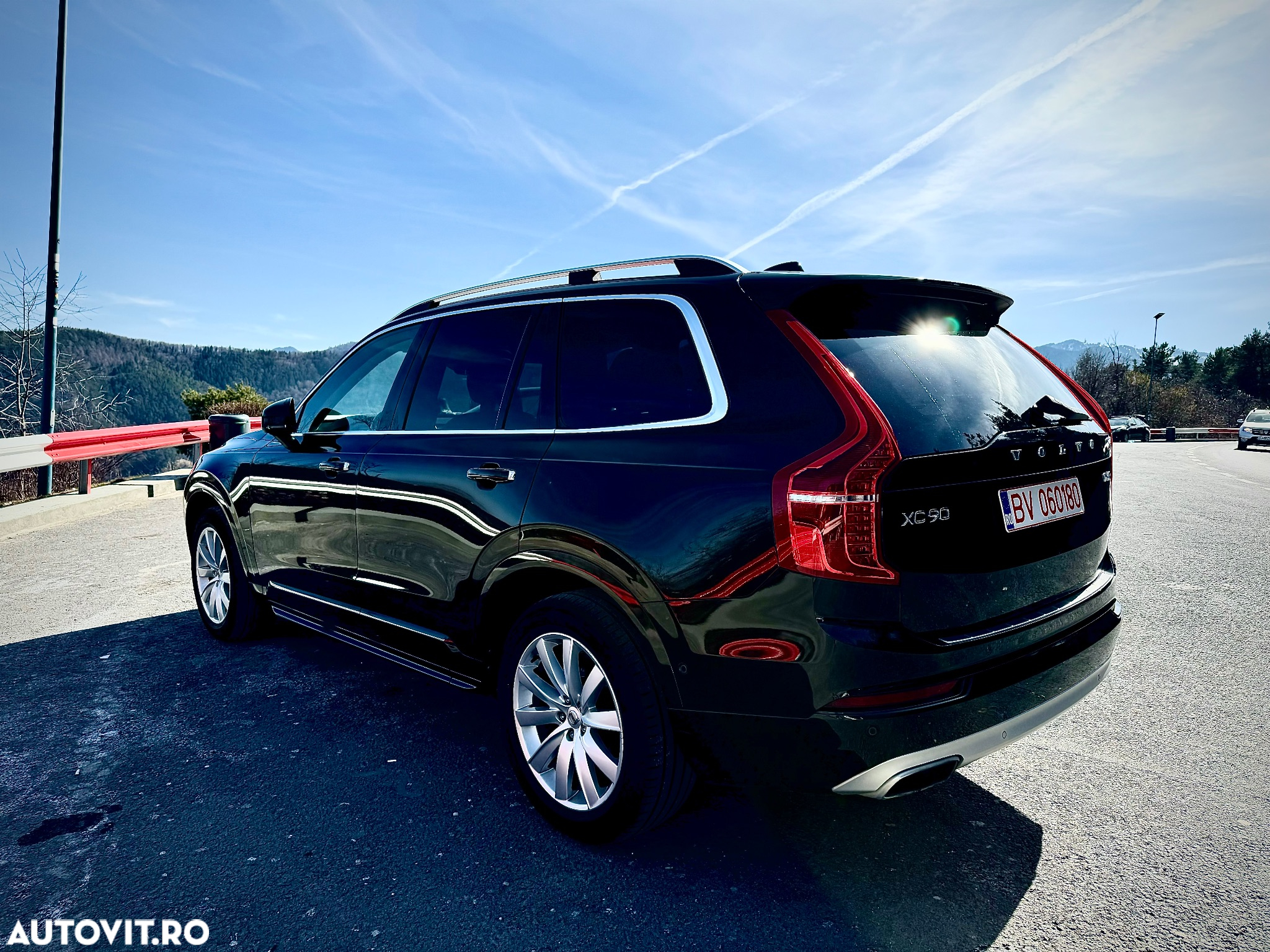 Volvo XC 90 T6 AWD Geartronic Momentum - 8