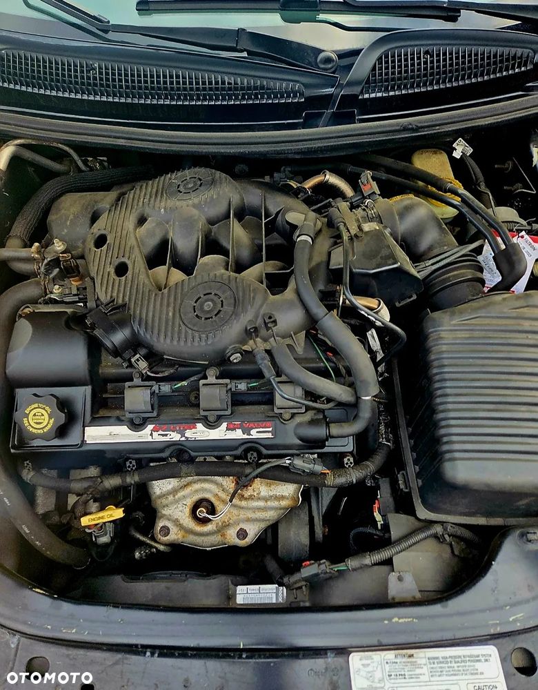 Chrysler Sebring 2.7 LX - 8