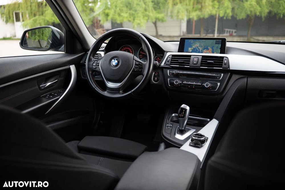 BMW Seria 3 320d Aut. Efficient Dynamics Edition - 10