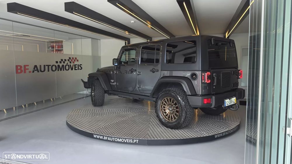 Jeep Wrangler Unlimited 2.8 CRD Sahara AT - 4