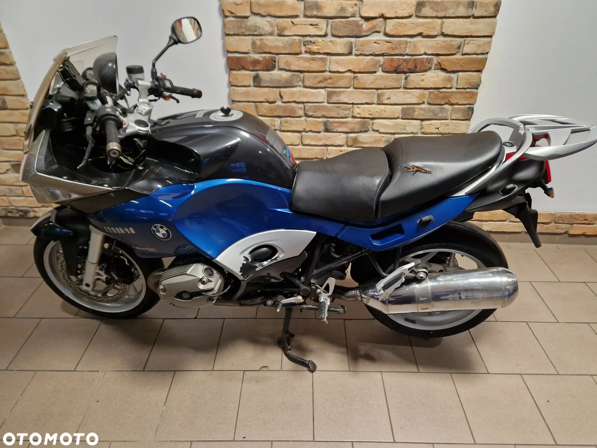 BMW R - 6