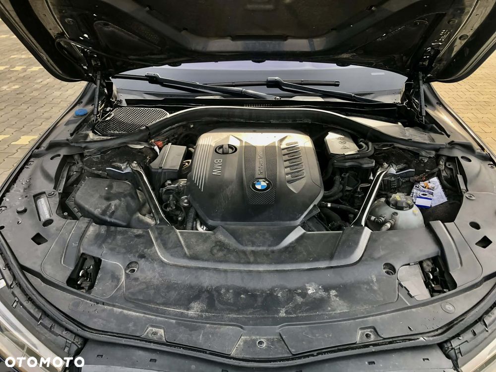 BMW Seria 7 740d xDrive - 10