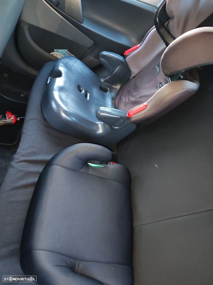 Toyota Aygo 1.0 Plus - 4