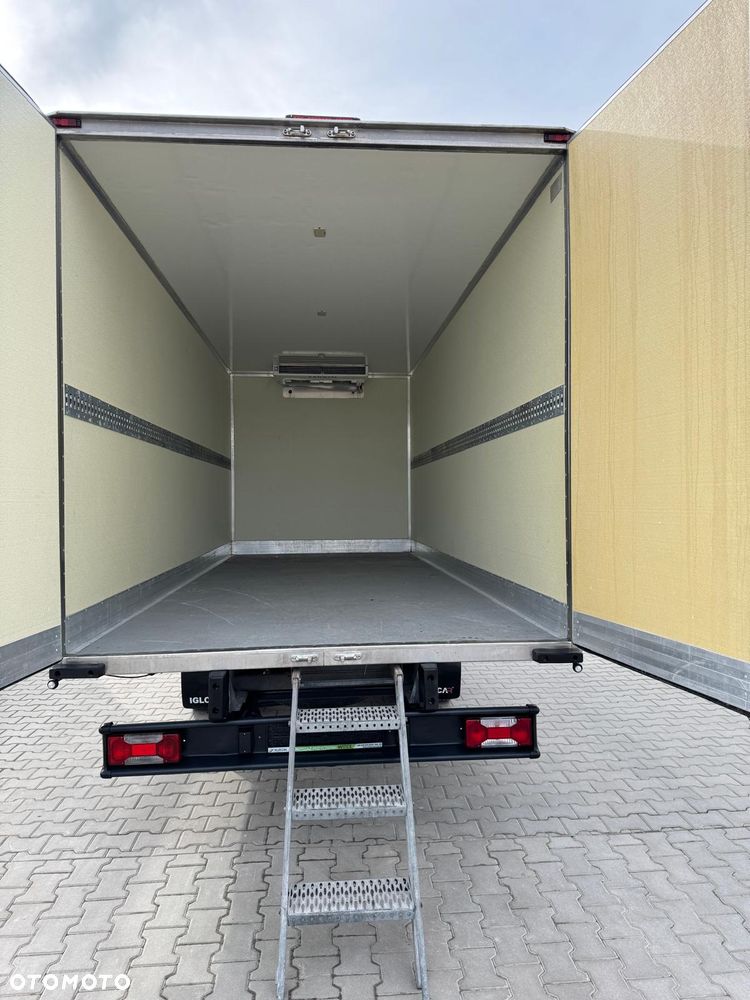 Iveco Daily 50C15 do 3,5t Izoterma Chłodnia 12palet 5.6 dł - 2