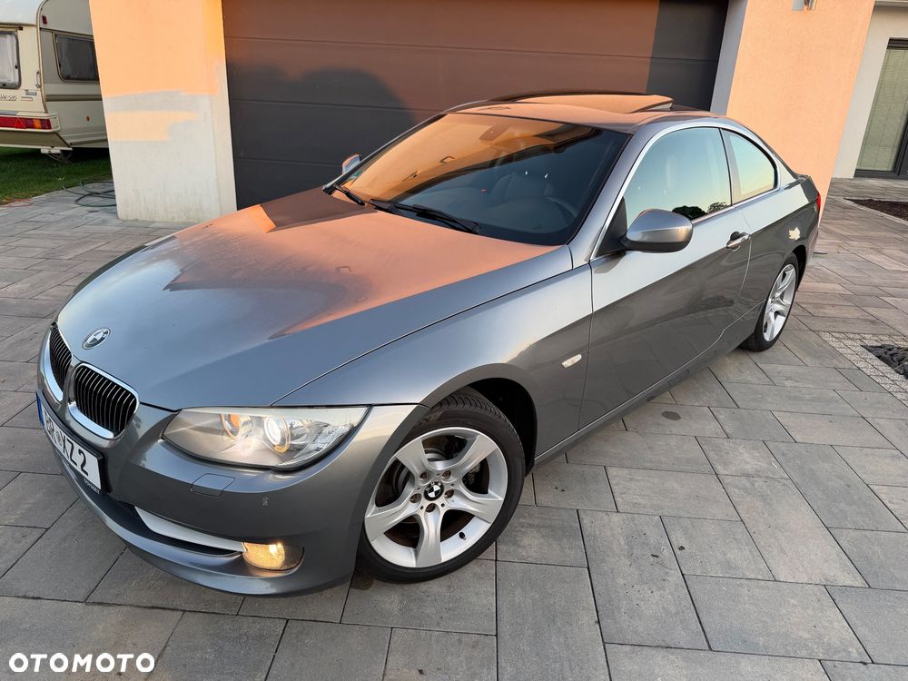 BMW Seria 3 325i xDrive Edition Exclusive - 17