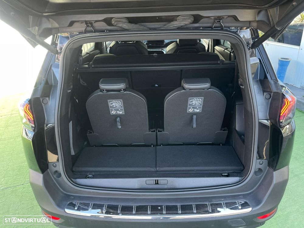 Peugeot 5008 1.5 BlueHDi GT EAT8 - 11