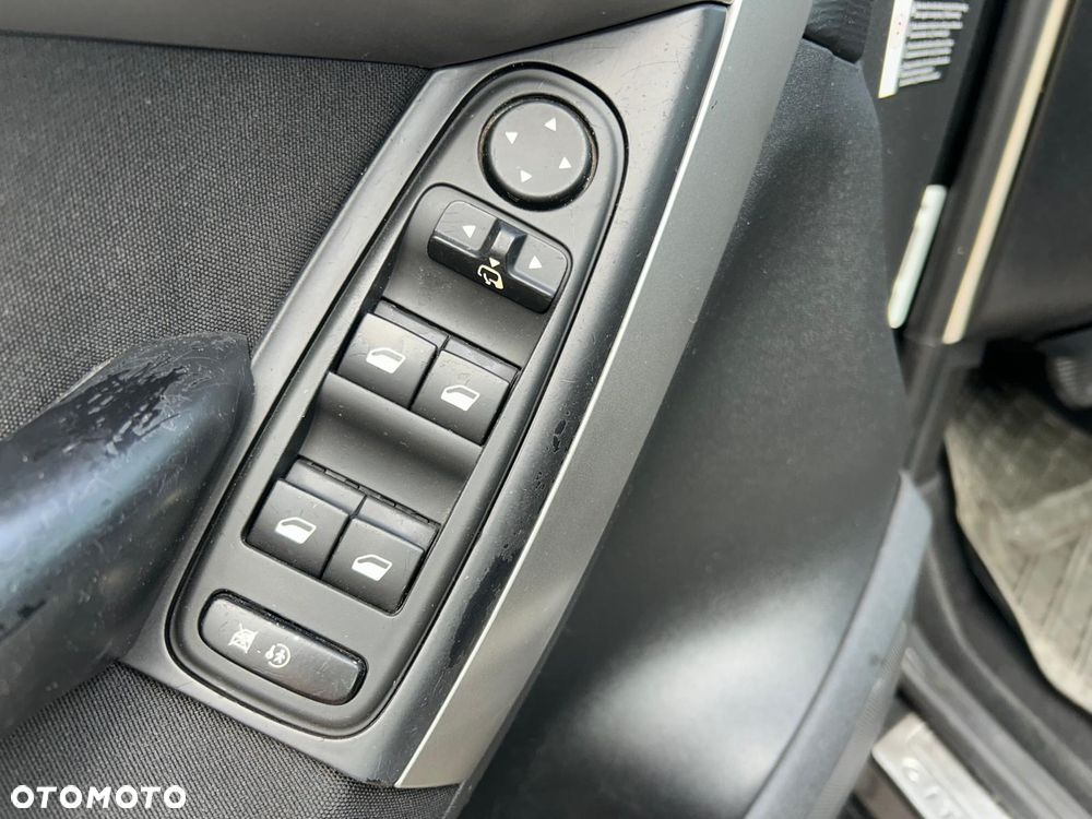 Citroën C4 Picasso 1.6 HDi FAP 7-Sitzer ESG6 Exclusive - 17