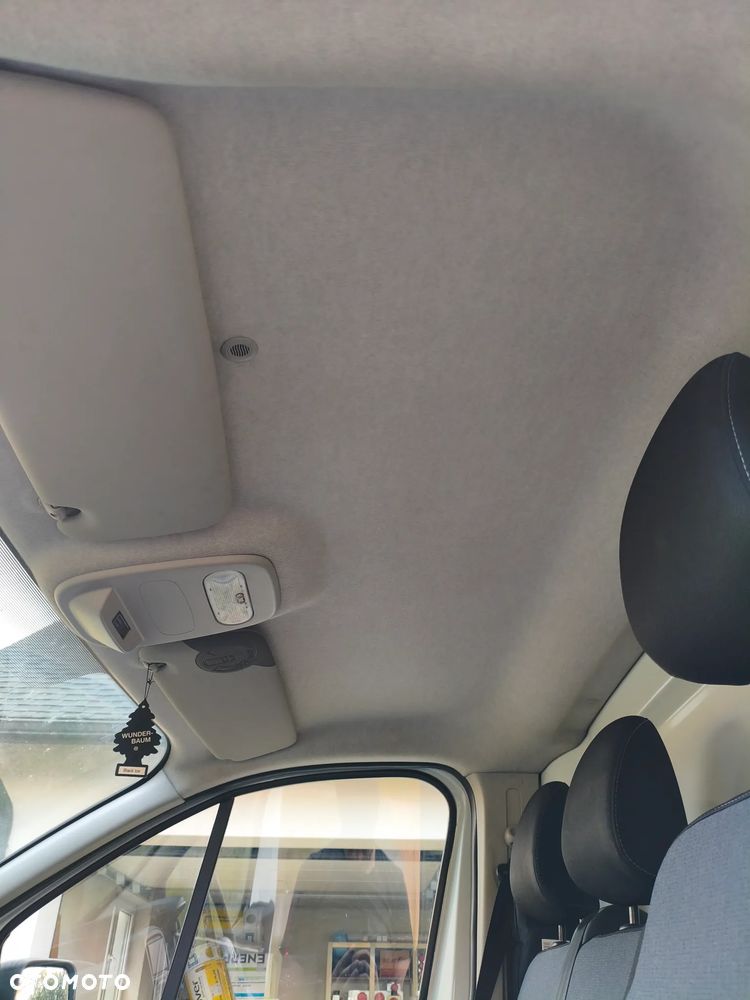 Opel Vivaro - 19
