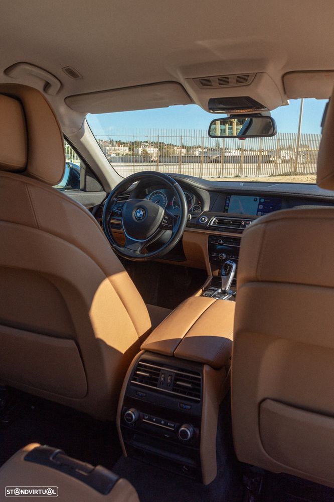 BMW 730 d - 12