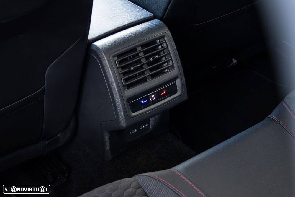 VW Golf 2.0 TSI GTI Clubsport DSG - 33