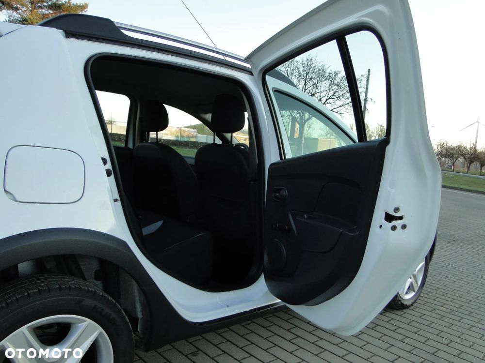 Dacia Sandero Stepway TCe 90 (S&S) Essential - 17