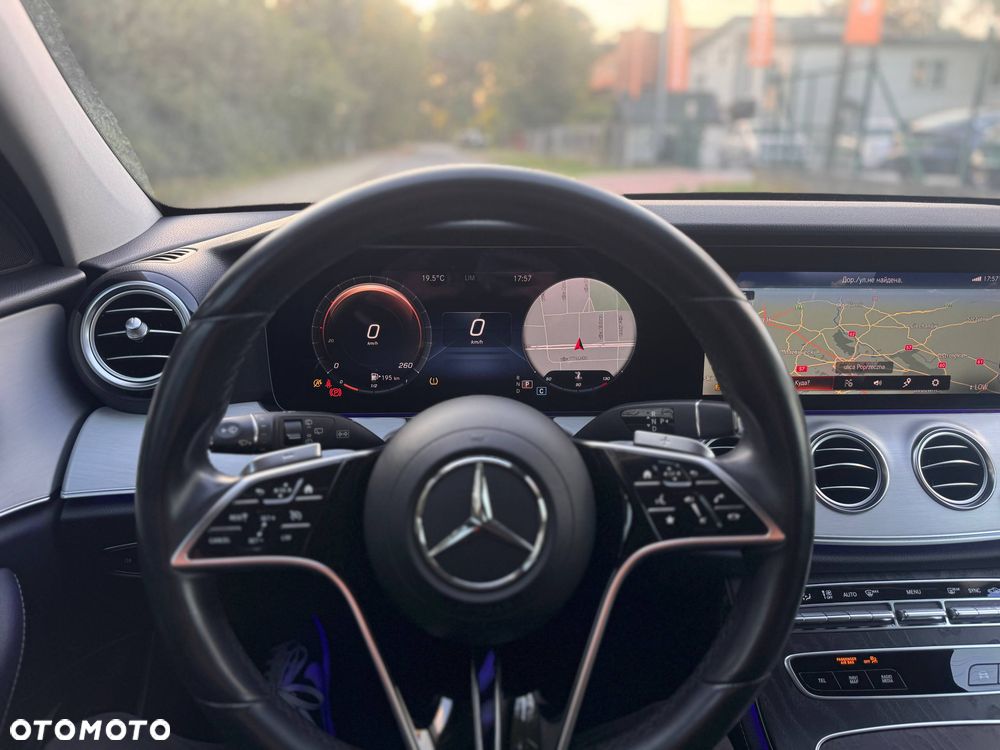Mercedes-Benz Klasa E 220 d 9G-TRONIC Avantgarde - 33