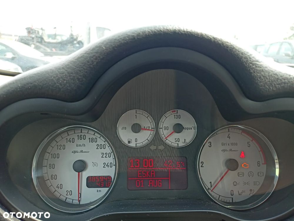 Alfa Romeo 147 - 15